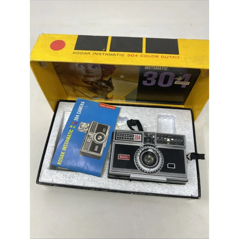 Vintage Kodak Instamatic 304 Outfit With Camera,Box, Original